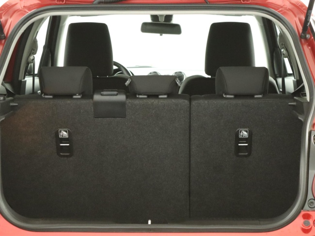 Suzuki Swift - 1.2 Stijl Smart Hybrid