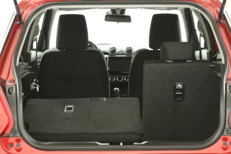 Suzuki Swift - 1.2 Stijl Smart Hybrid 25