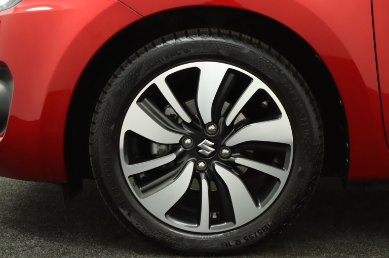 Suzuki Swift - 1.2 Stijl Smart Hybrid 38