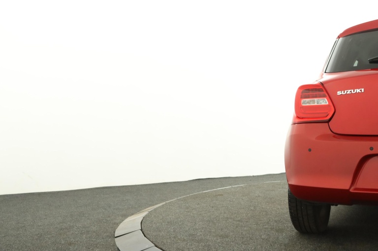 Suzuki Swift - 1.2 Stijl Smart Hybrid 40