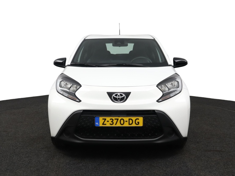 Toyota Aygo X - 1.0 VVT-i MT Play 16