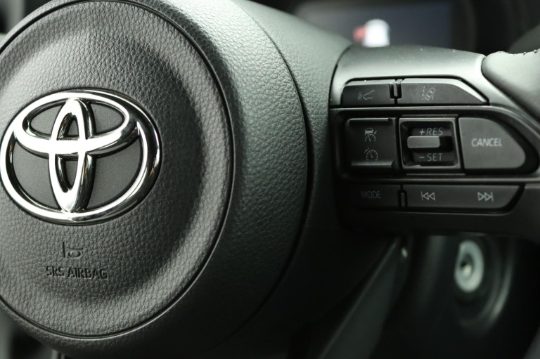 Toyota Aygo X - 1.0 VVT-i MT Play 19