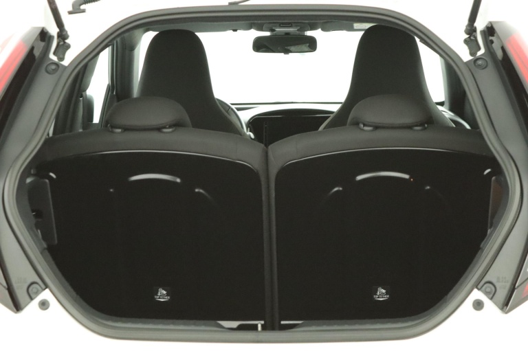 Toyota Aygo X - 1.0 VVT-i MT Play 24