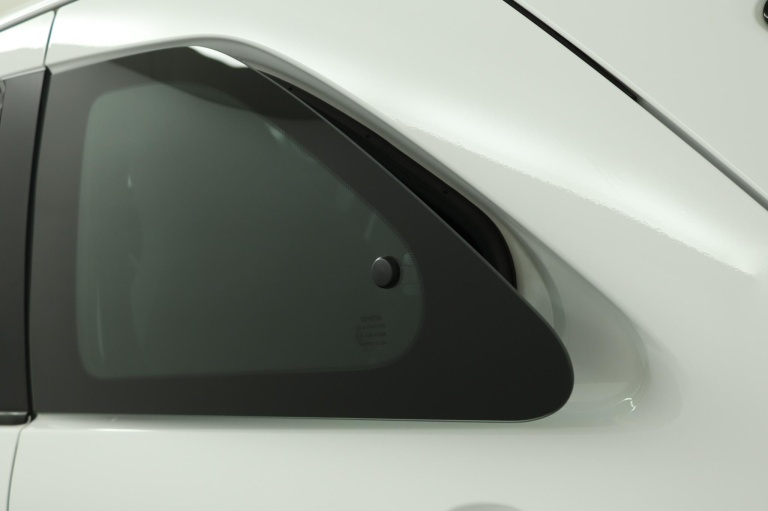 Toyota Aygo X - 1.0 VVT-i MT Play 39