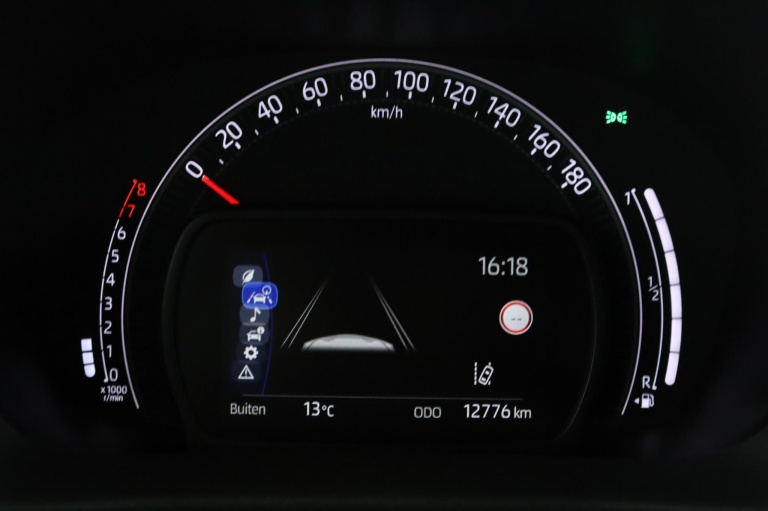 Toyota Aygo X - 1.0 VVT-i MT Play 44