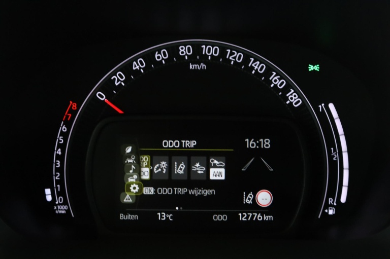 Toyota Aygo X - 1.0 VVT-i MT Play 47