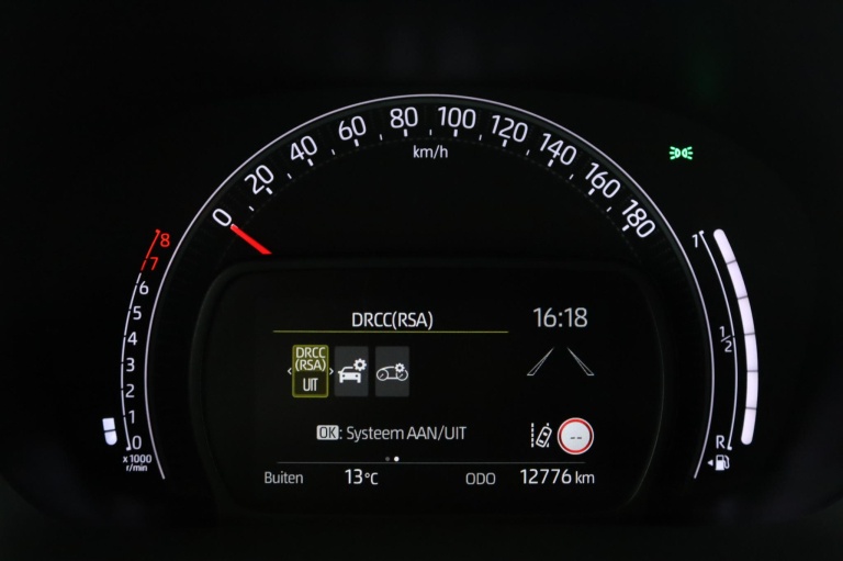 Toyota Aygo X - 1.0 VVT-i MT Play 48