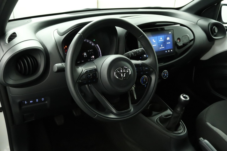 Toyota Aygo X - 1.0 VVT-i MT Play 56