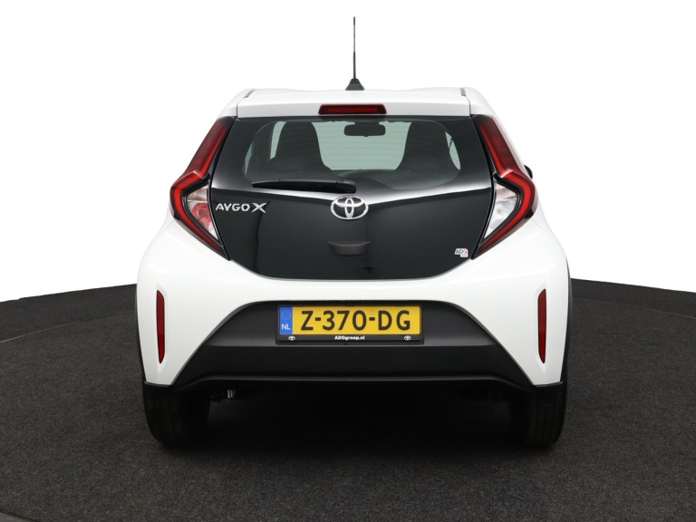 Toyota Aygo X - 1.0 VVT-i MT Play 60