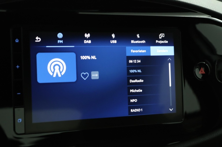 Toyota Aygo X - 1.0 VVT-i MT Play 8