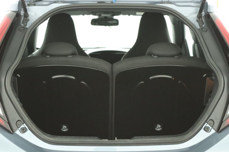 Toyota Aygo X - 1.0 VVT-i MT Play 24