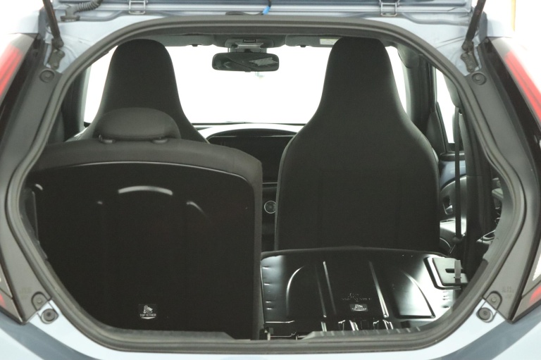 Toyota Aygo X - 1.0 VVT-i MT Play 25