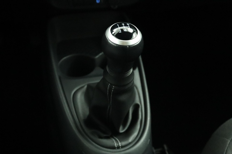 Toyota Aygo X - 1.0 VVT-i MT Play 27