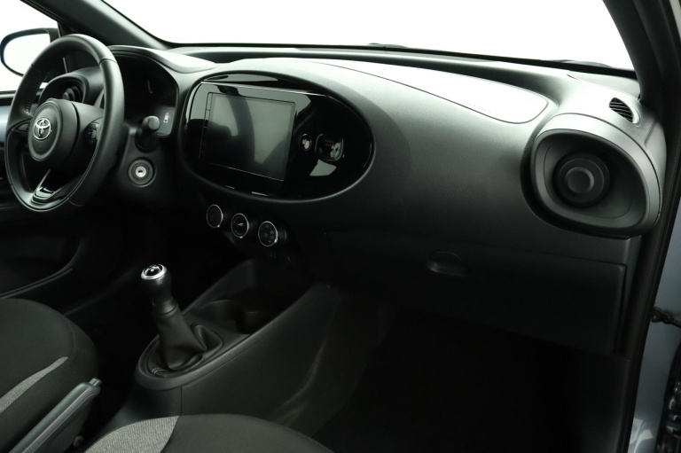 Toyota Aygo X - 1.0 VVT-i MT Play 41
