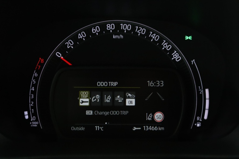 Toyota Aygo X - 1.0 VVT-i MT Play 45