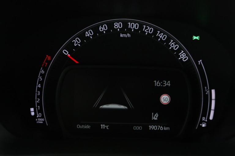 Toyota Aygo X - 1.0 VVT-i MT Play 48