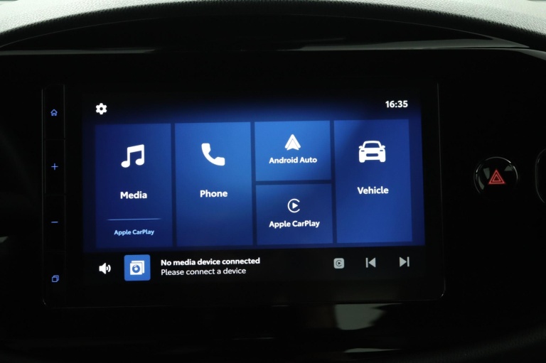 Toyota Aygo X - 1.0 VVT-i MT Play 51