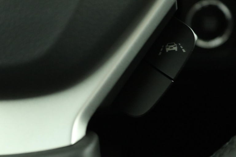 Suzuki Vitara - 1.4 Boosterjet Smart Hybrid Style 44