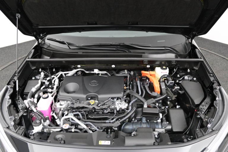 Toyota RAV4 - 2.5 Plug-in Hybrid AWD Business 32