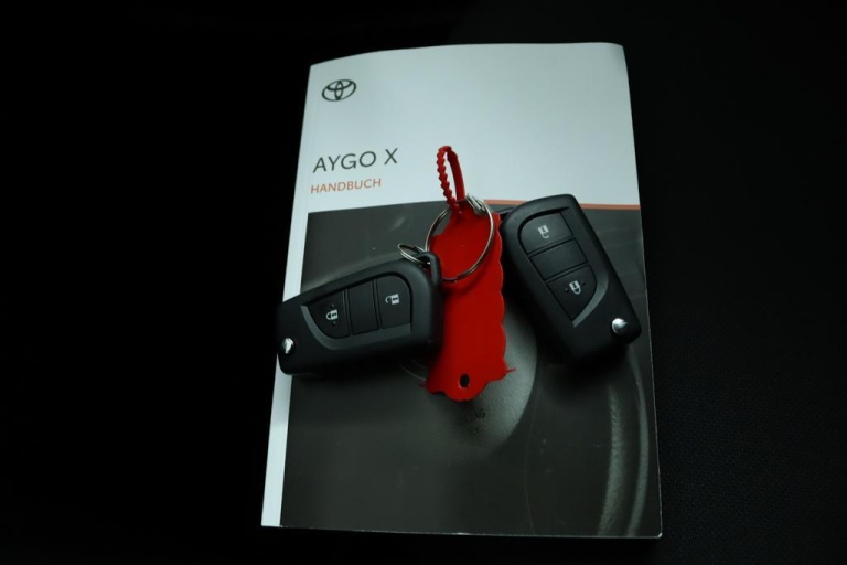 Toyota Aygo X - 1.0 VVT-i MT Play 11