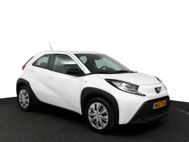 Toyota Aygo X - 1.0 VVT-i MT Play
