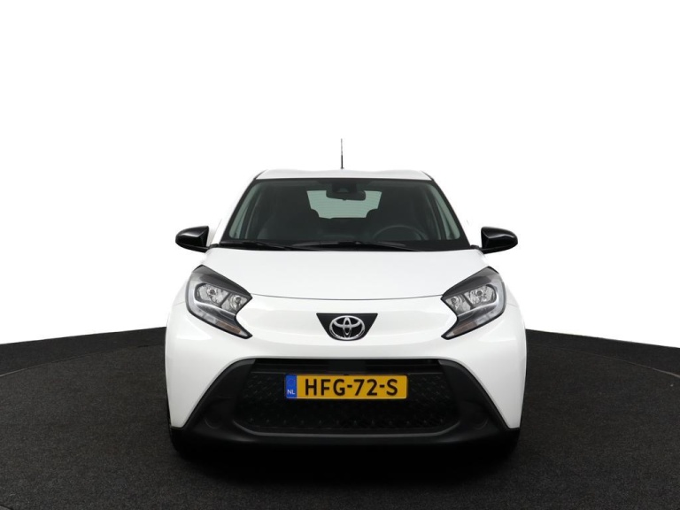 Toyota Aygo X - 1.0 VVT-i MT Play 16