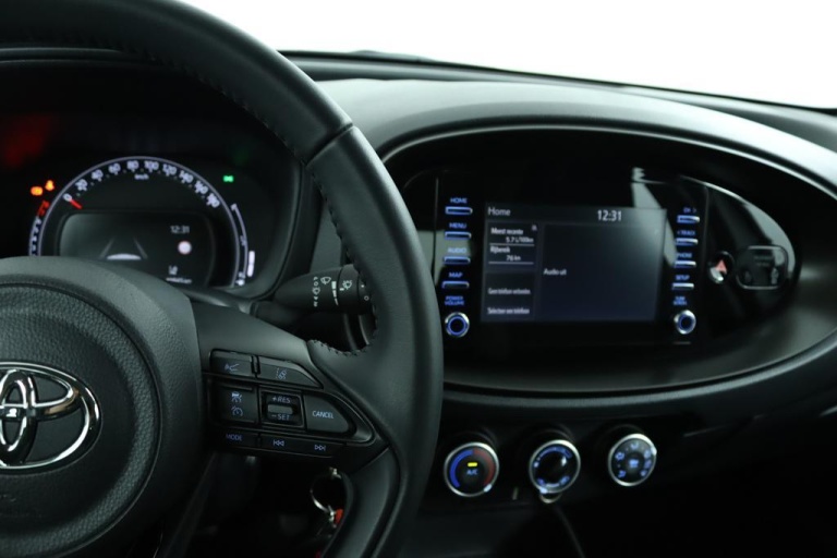 Toyota Aygo X - 1.0 VVT-i MT Play 21