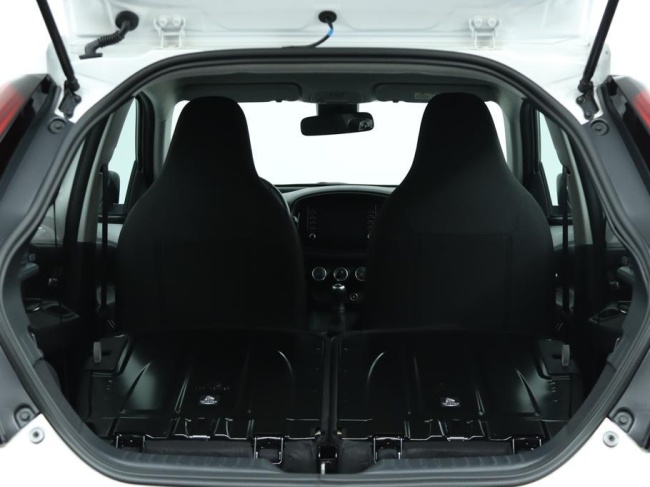 Toyota Aygo X - 1.0 VVT-i MT Play