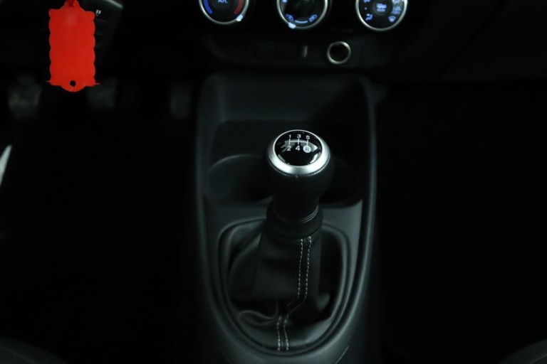 Toyota Aygo X - 1.0 VVT-i MT Play 26