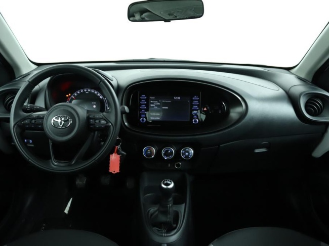 Toyota Aygo X - 1.0 VVT-i MT Play
