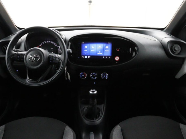 Toyota Aygo X - 1.0 VVT-i MT Play