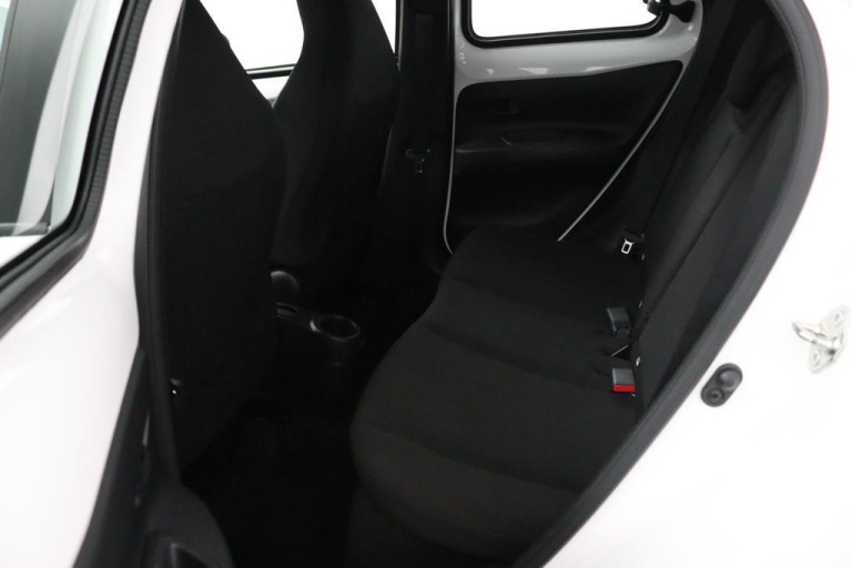 Toyota Aygo X - 1.0 VVT-i MT Play 11