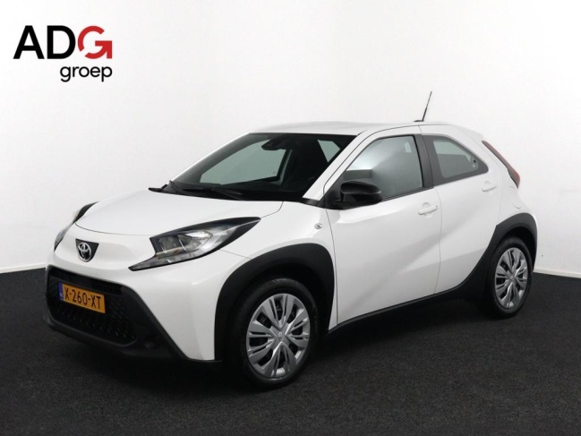 Toyota Aygo X - 1.0 VVT-i MT Play