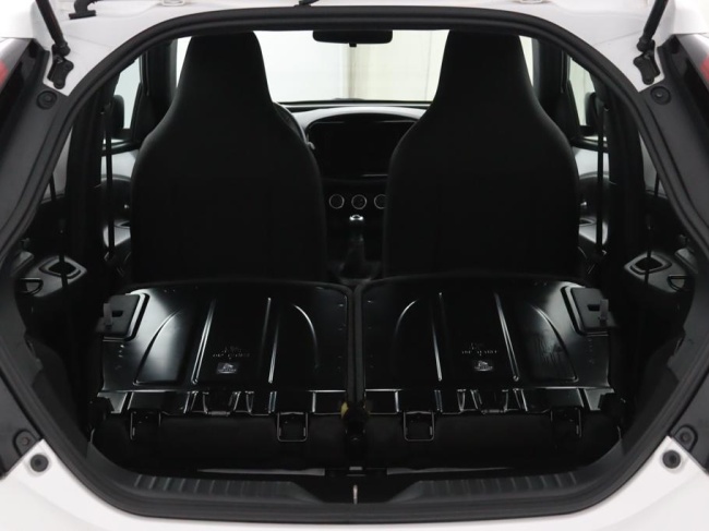 Toyota Aygo X - 1.0 VVT-i MT Play