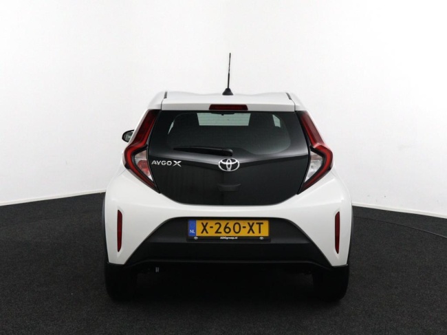 Toyota Aygo X - 1.0 VVT-i MT Play