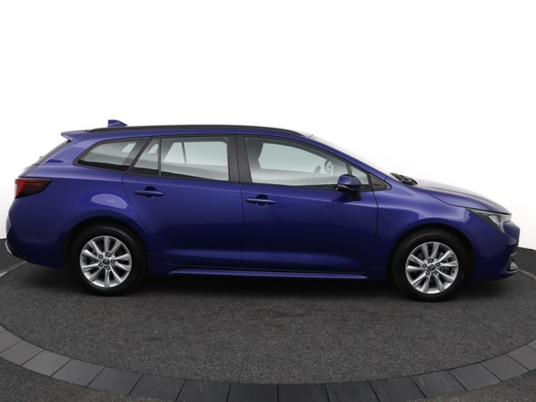 Toyota Corolla Touring Sports - Hybrid 140 13