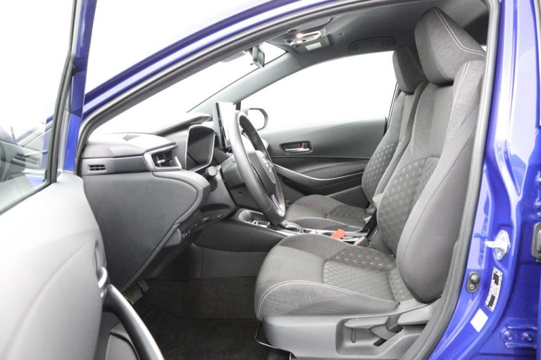 Toyota Corolla Touring Sports - Hybrid 140 17