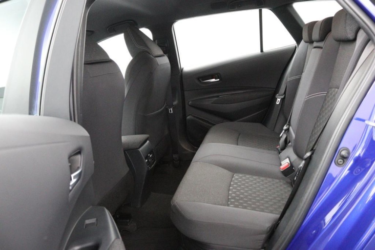 Toyota Corolla Touring Sports - Hybrid 140 18