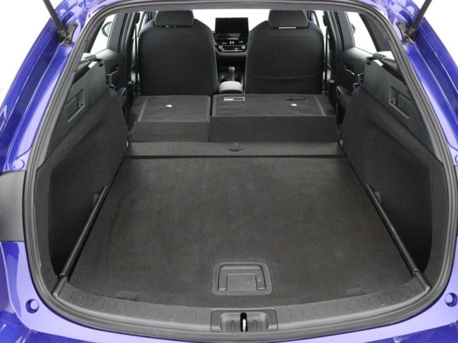 Toyota Corolla Touring Sports - Hybrid 140