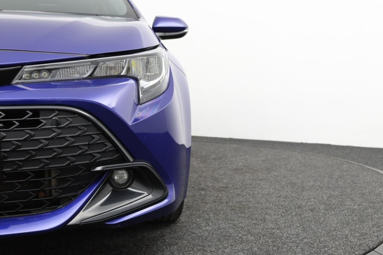 Toyota Corolla Touring Sports - Hybrid 140 34