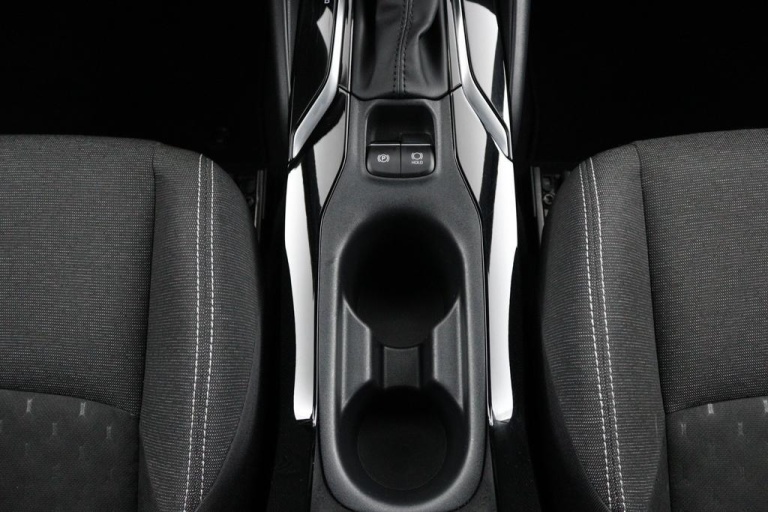 Toyota Corolla Touring Sports - Hybrid 140 41