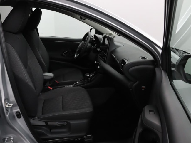 Toyota Yaris - 1.5 Hybrid 115 First Edition