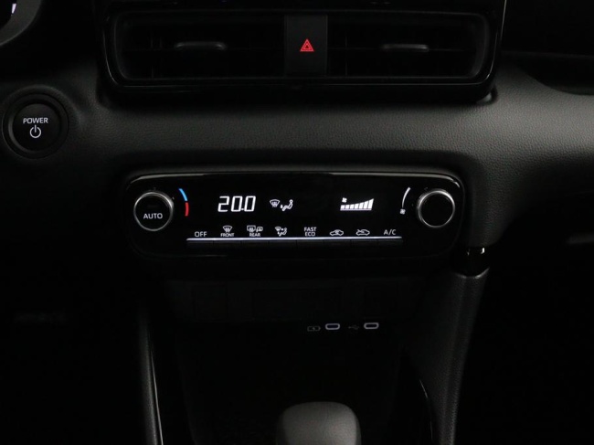 Toyota Yaris - 1.5 Hybrid 115 First Edition