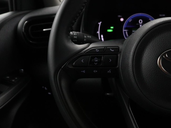 Toyota Yaris - 1.5 Hybrid 115 First Edition