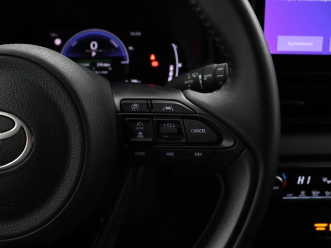 Toyota Yaris - 1.5 Hybrid 115 First Edition