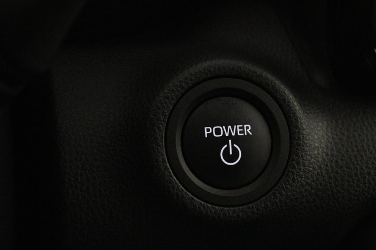 Toyota Yaris - 1.5 Hybrid 115 First Edition 20