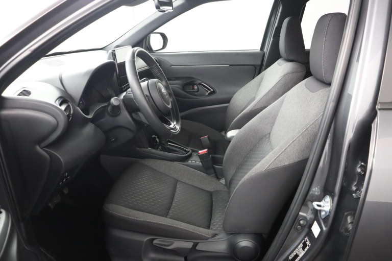 Toyota Yaris Cross - 1.5 Hybrid 115 First Edition 17