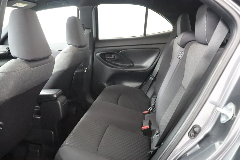 Toyota Yaris Cross - 1.5 Hybrid 115 First Edition 18