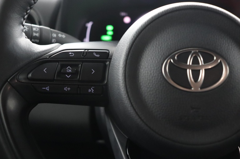 Toyota Yaris Cross - 1.5 Hybrid 115 First Edition 19