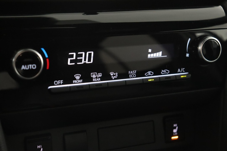 Toyota Yaris Cross - 1.5 Hybrid 115 First Edition 7